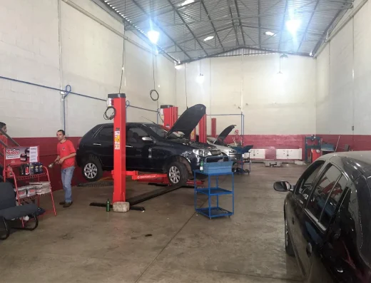 Lemes Auto Center